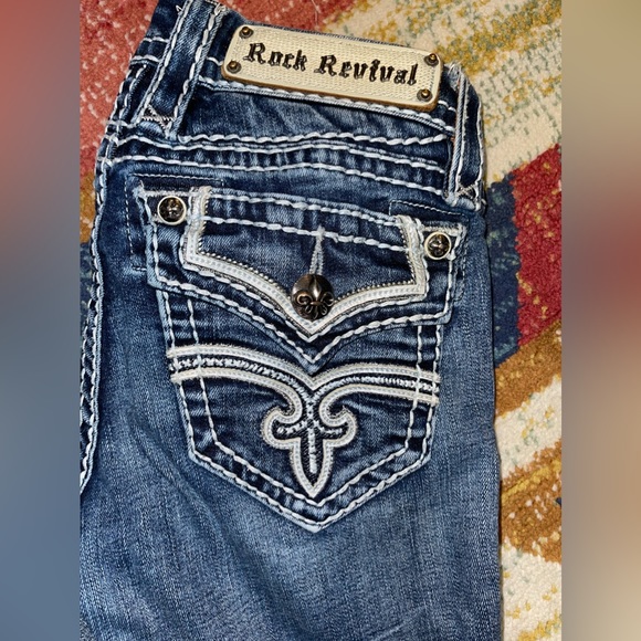 Rock Revival Jeans - Picture 2 of 7